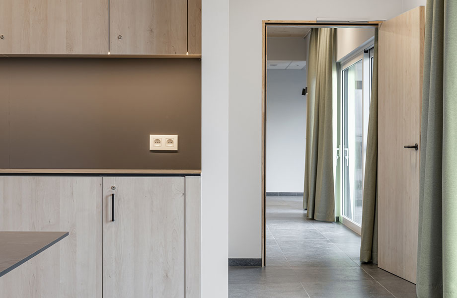 OLV Ten Rosen carousel image 1 920x600